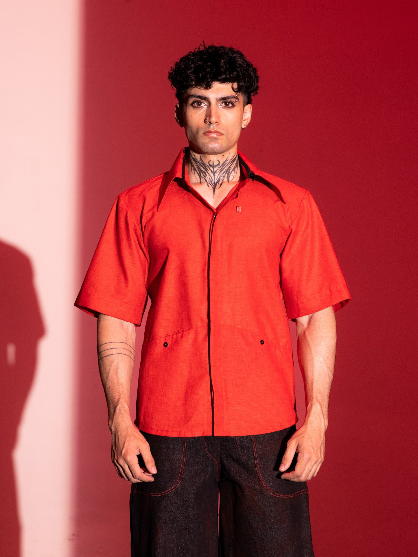 Camisa de lino con cuello desmontable - Roja