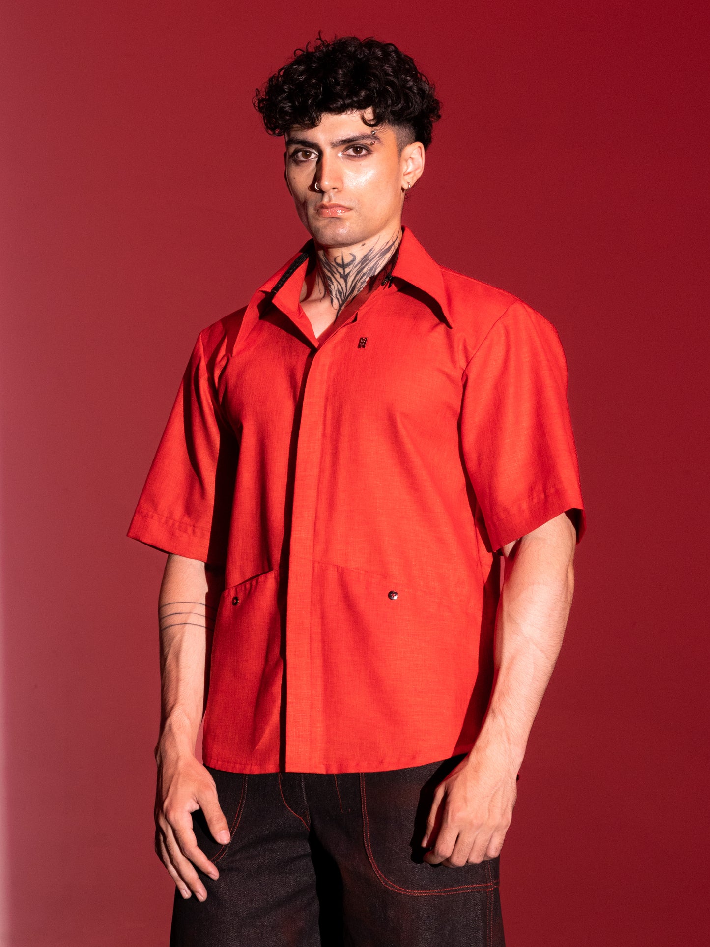 Camisa de lino con cuello desmontable - Roja