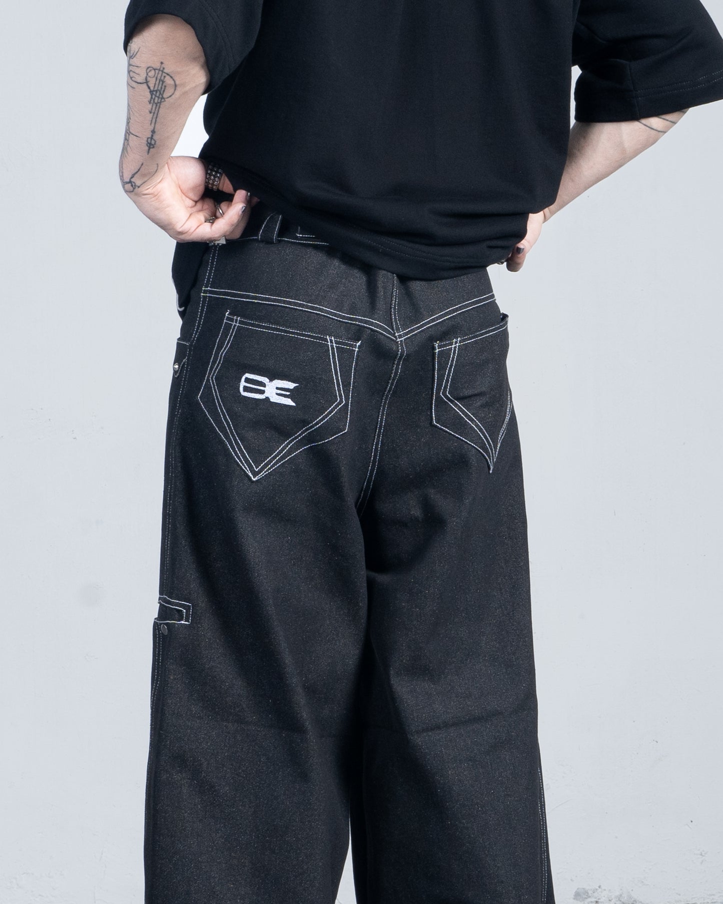 Versatile 1 Jeans