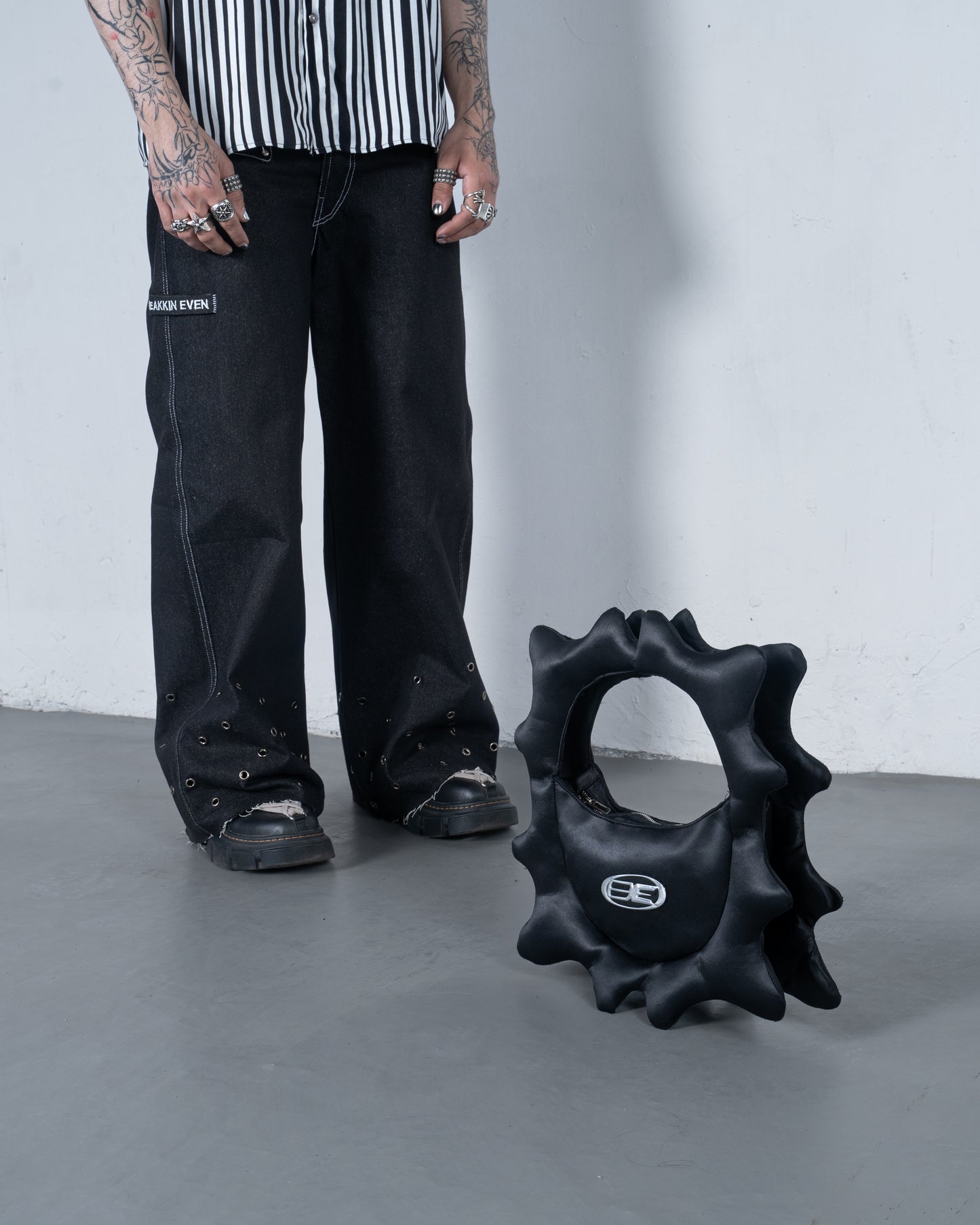 Waves Puffer Bag