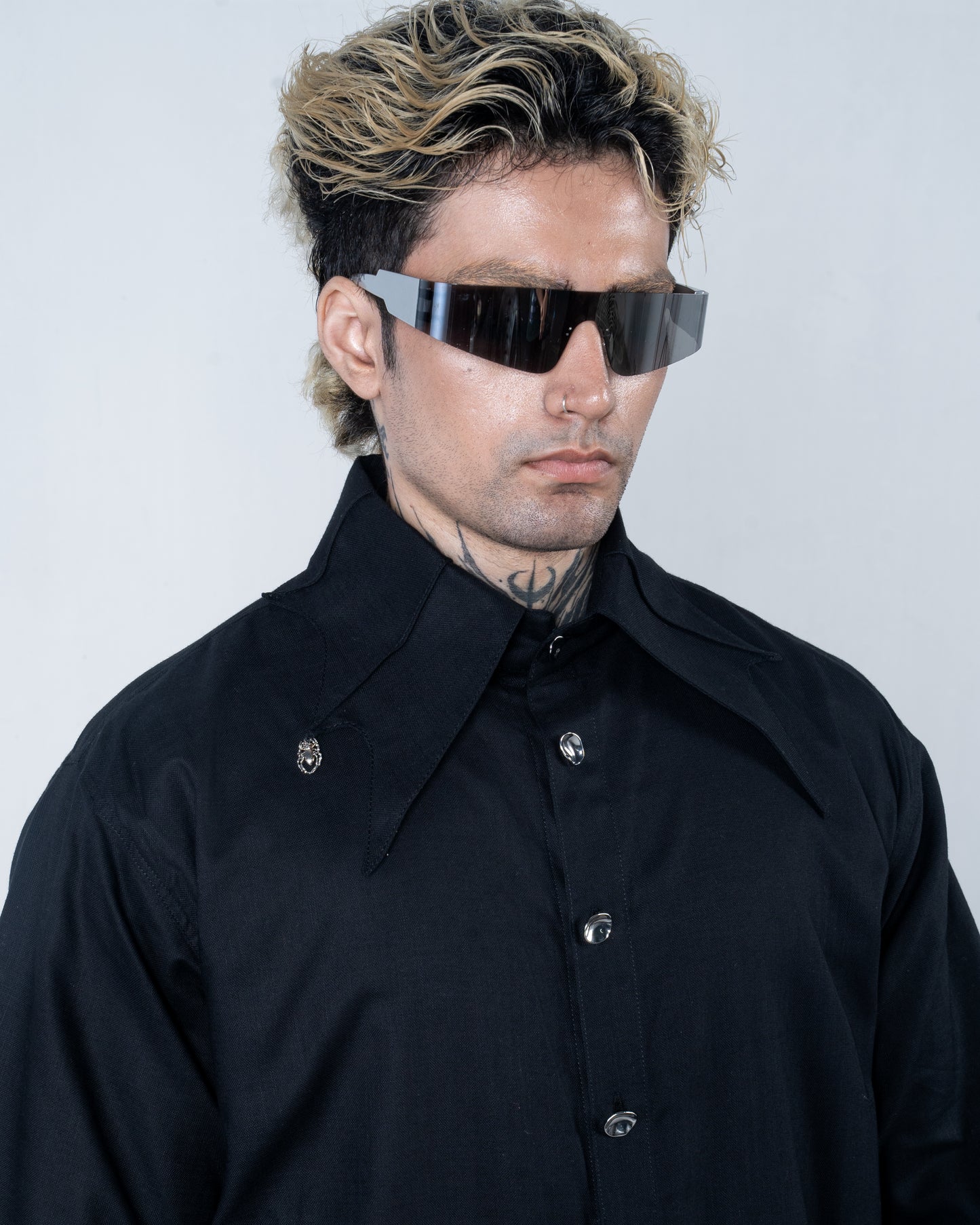 Spider Web Collar Shirt