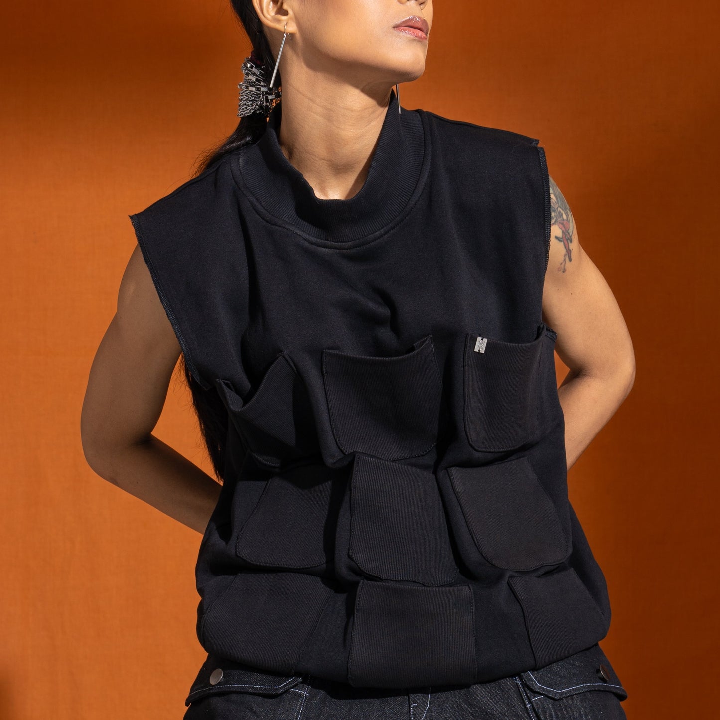 Swest: The model is wearing size S.