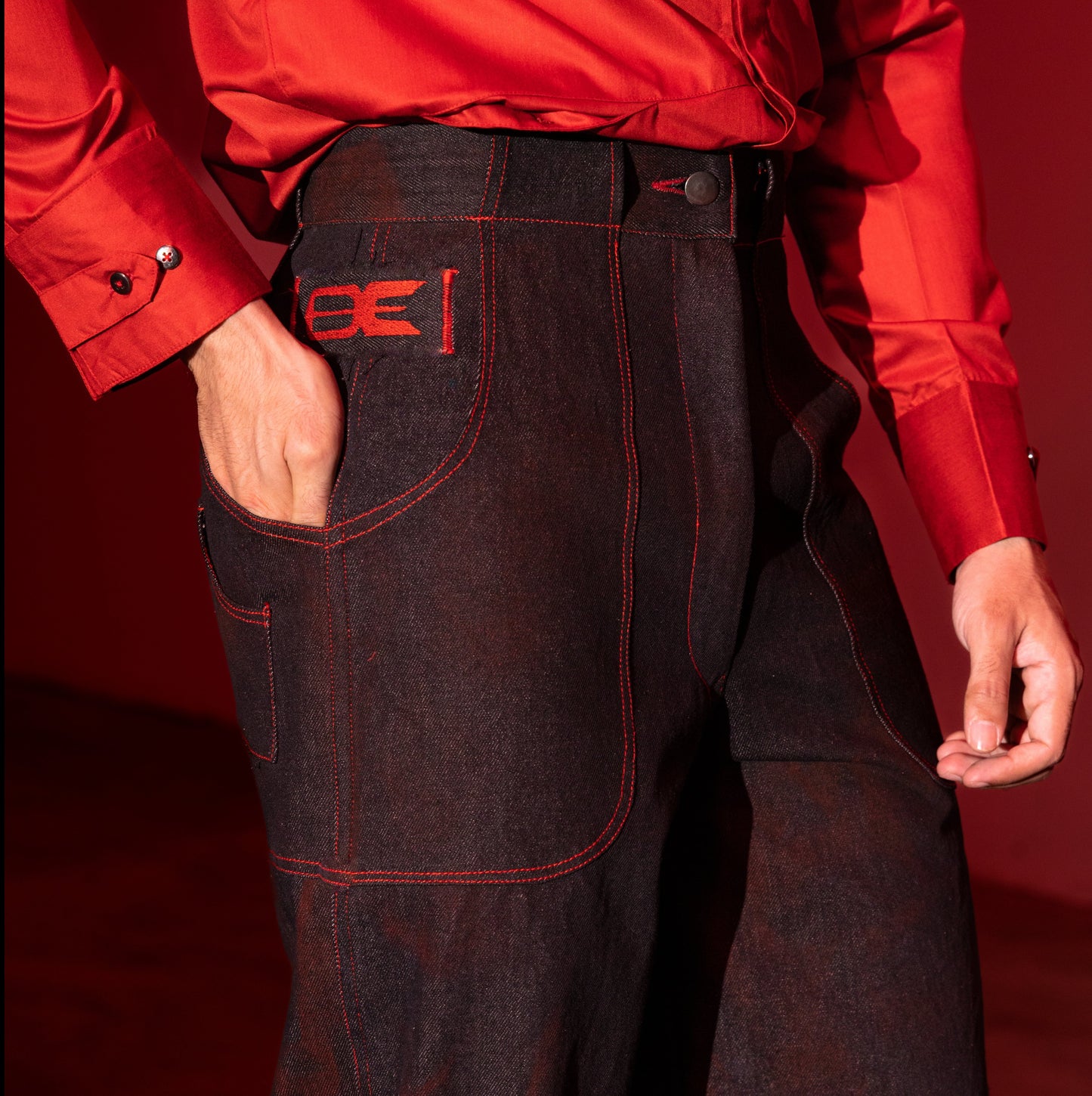 Pantalones cortos vaqueros rojos