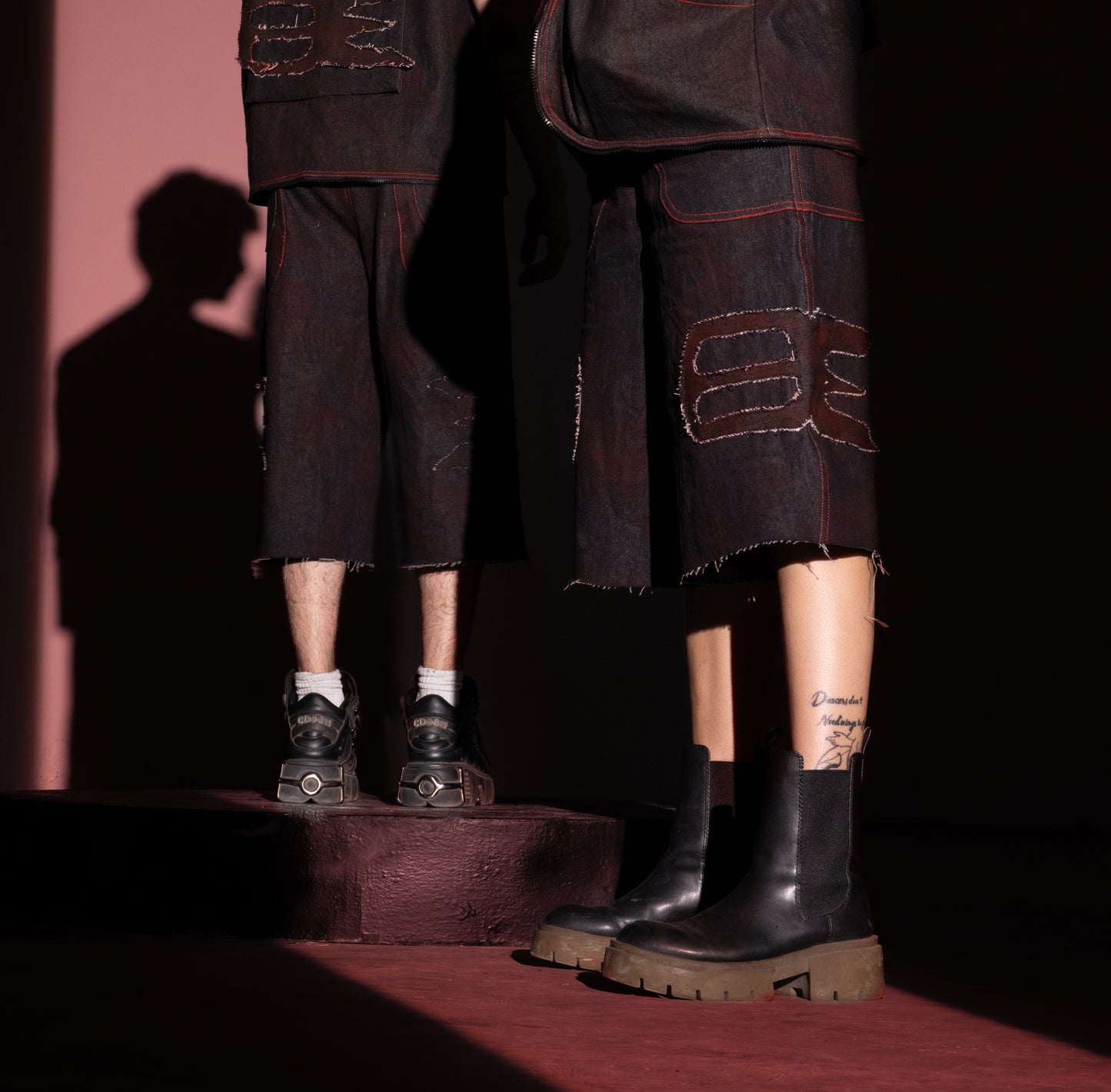Pantalones cortos vaqueros rojos