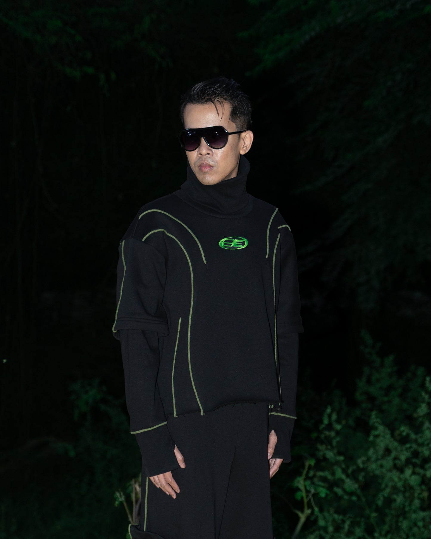 Black Wired Sweatshirt