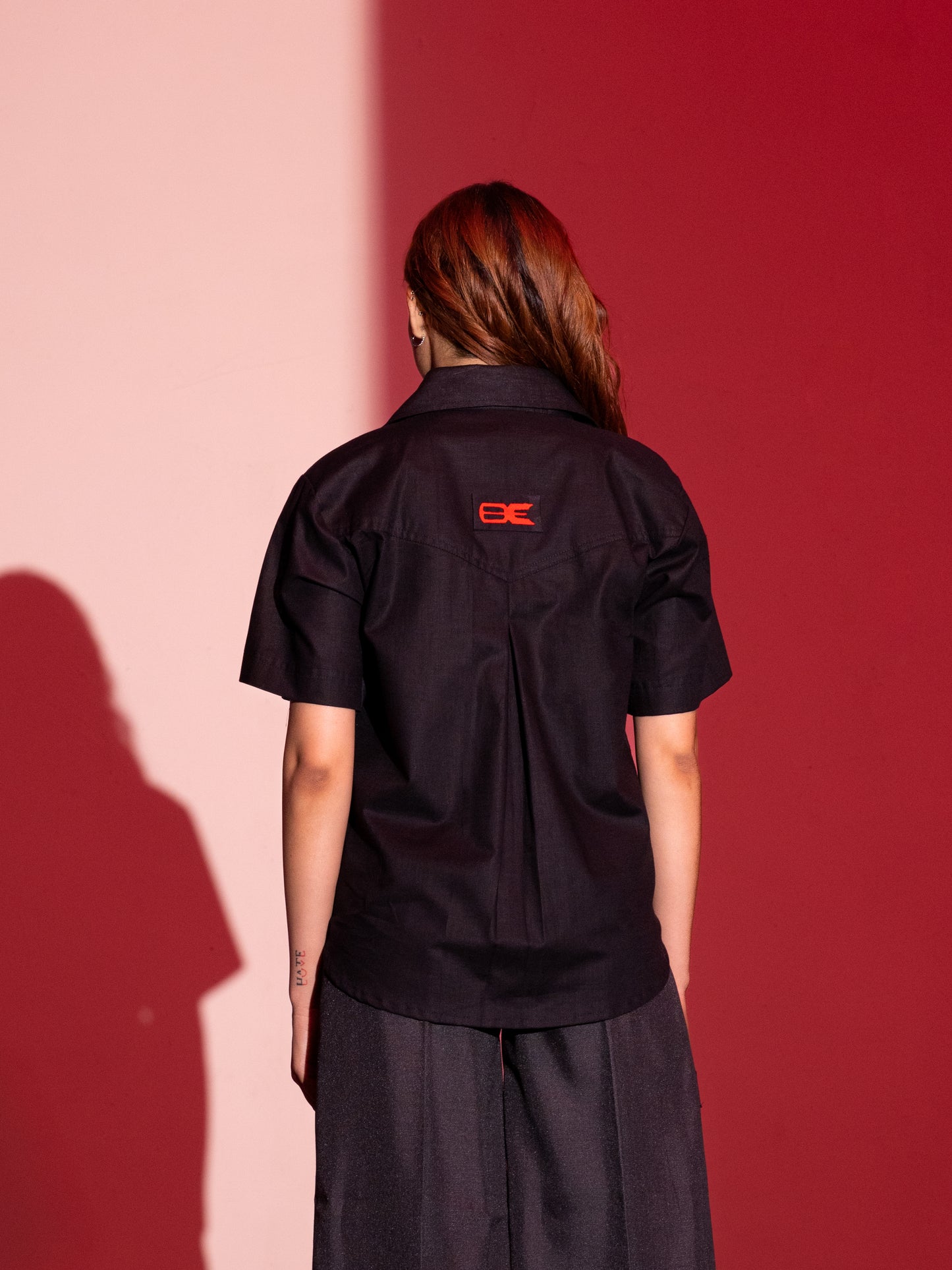 Linen Shirt with Removable Collar - Black