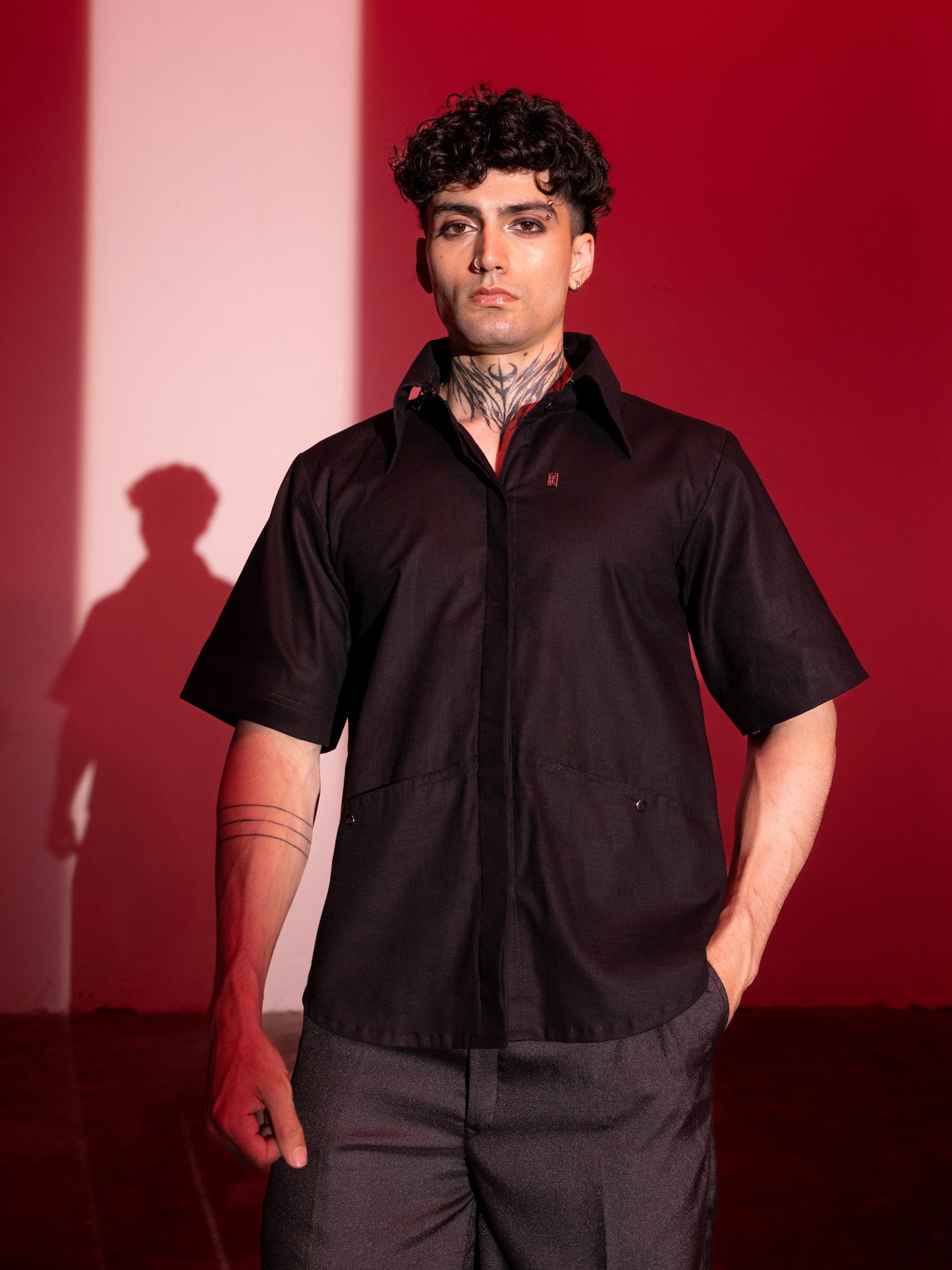 Linen Shirt with Removable Collar - Black