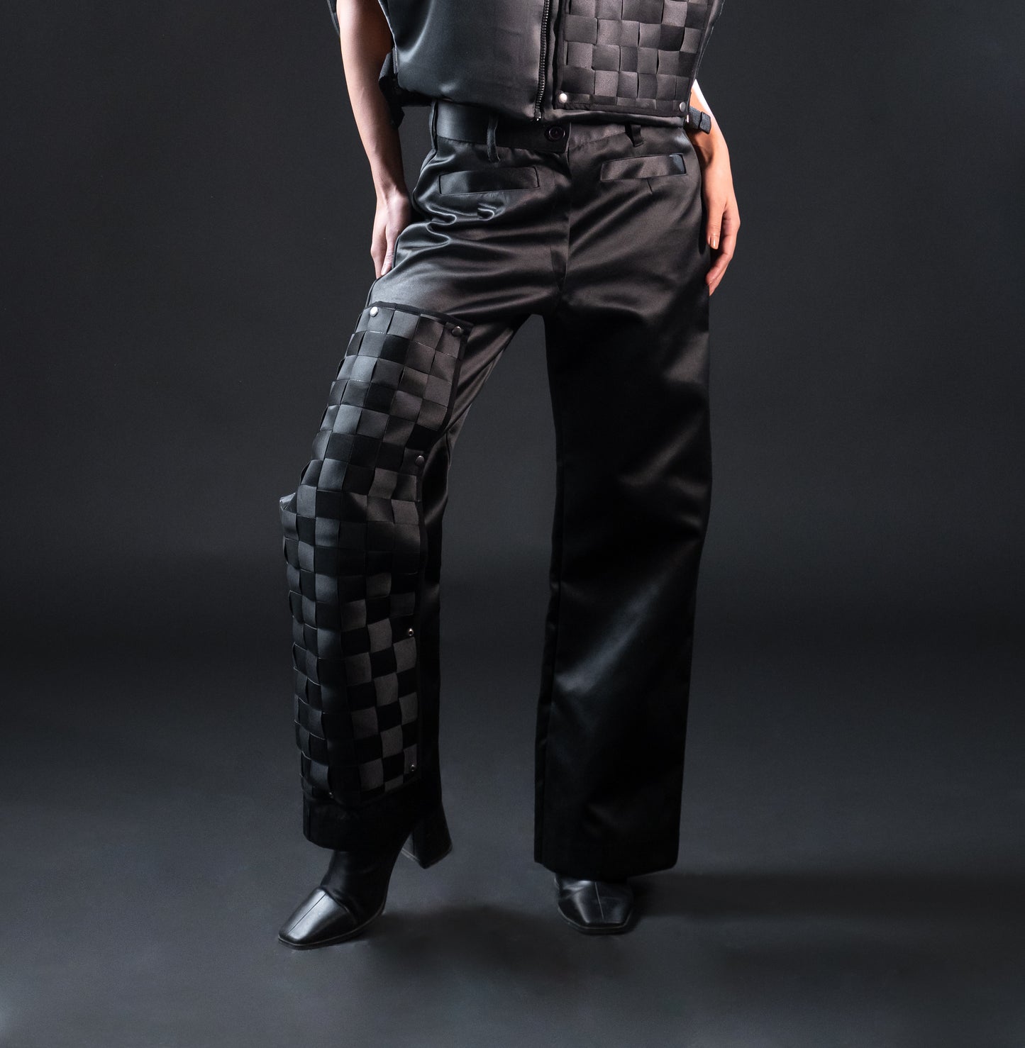 Weave Pant: The model is wearing size 28W.